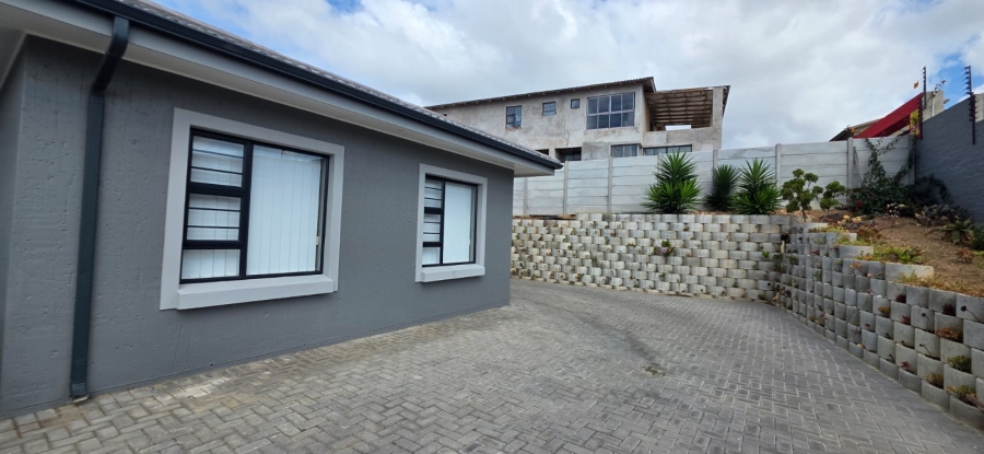 3 Bedroom Property for Sale in Island View Western Cape